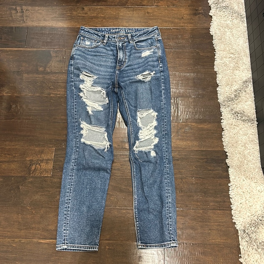 American Eagle Mom Jeans
